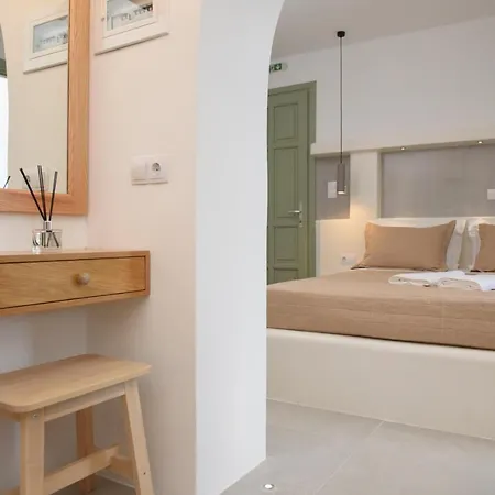 Апартаменты Theasis