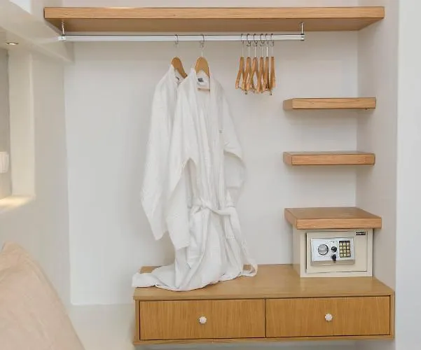 Apartamento Theasis *